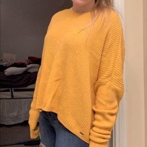 Hollister Yellow knitted sweater